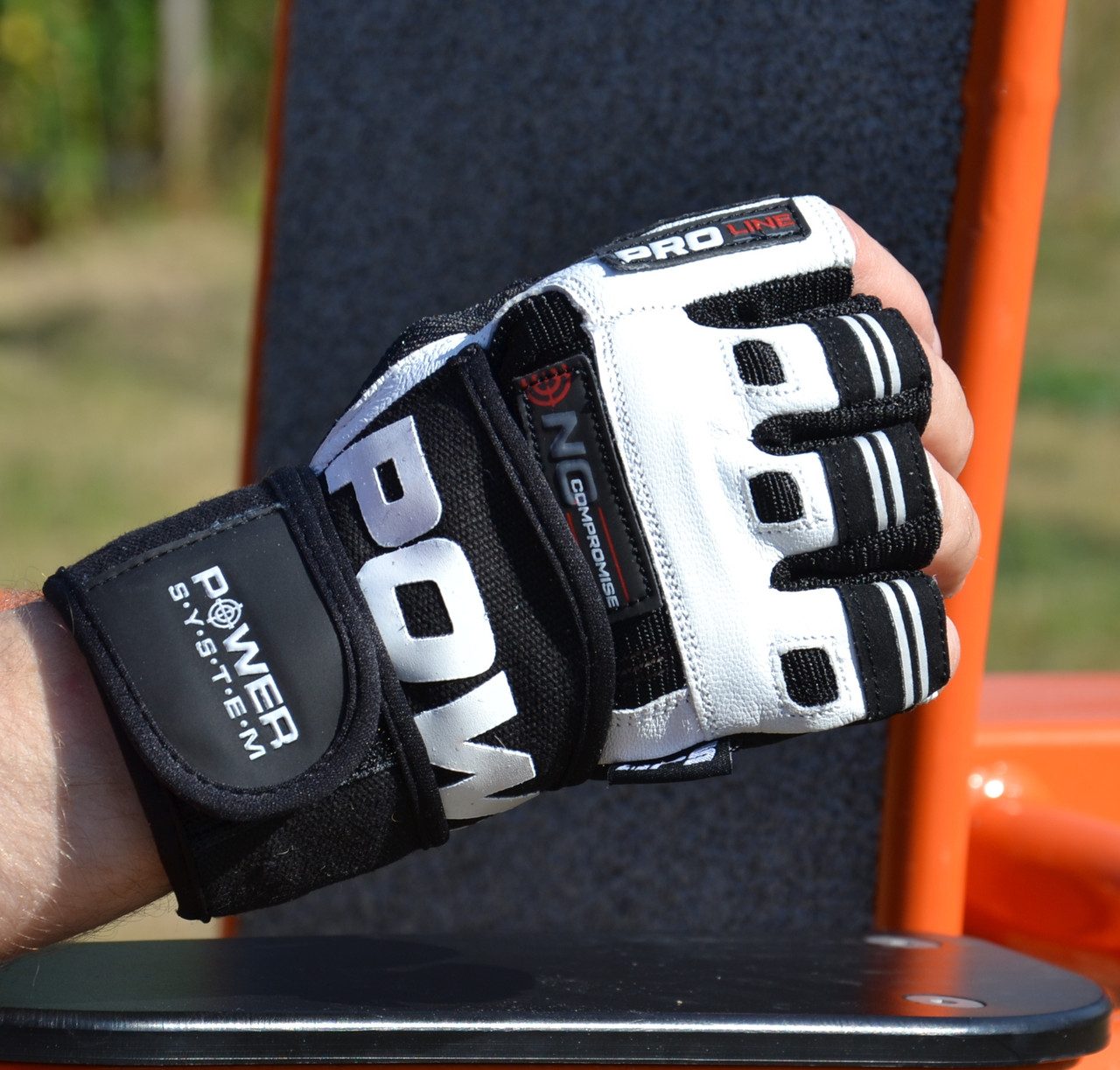 Рукавички для фітнесу Power System PS-2700 No Compromise Black/White XL
