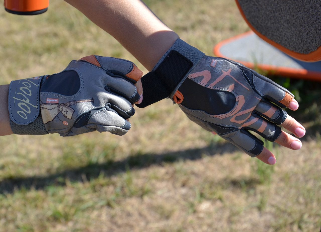 Рукавички для фітнесу MadMax MFG-921 Voodoo Light grey/orange M