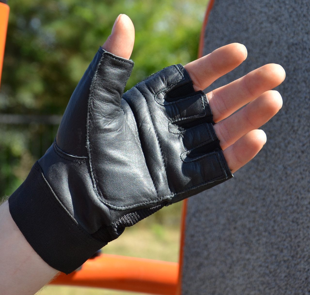 Рукавички для фітнесу MadMax MFG-248 Clasic Exclusive Black L