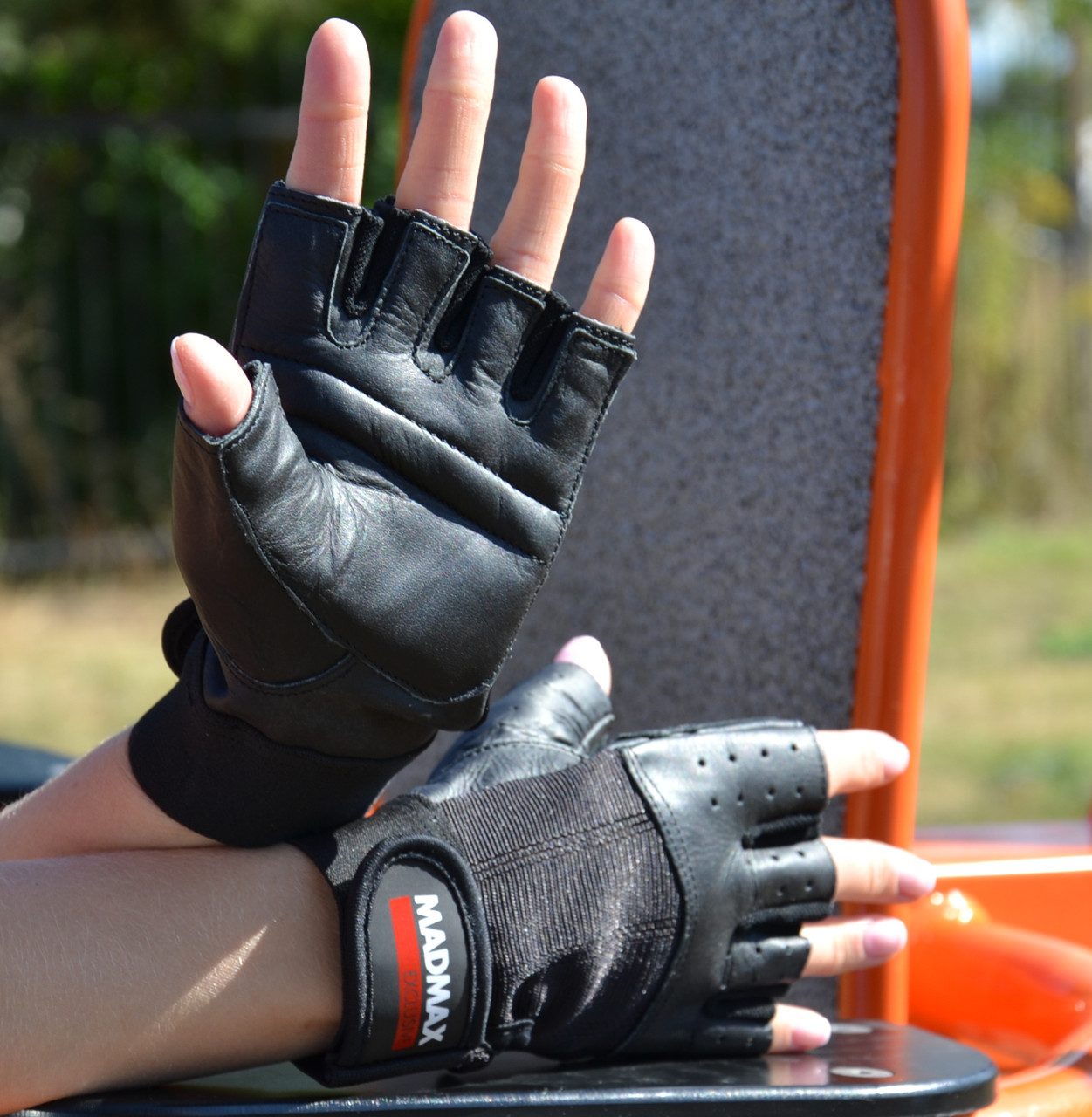 Рукавички для фітнесу MadMax MFG-248 Clasic Exclusive Black L