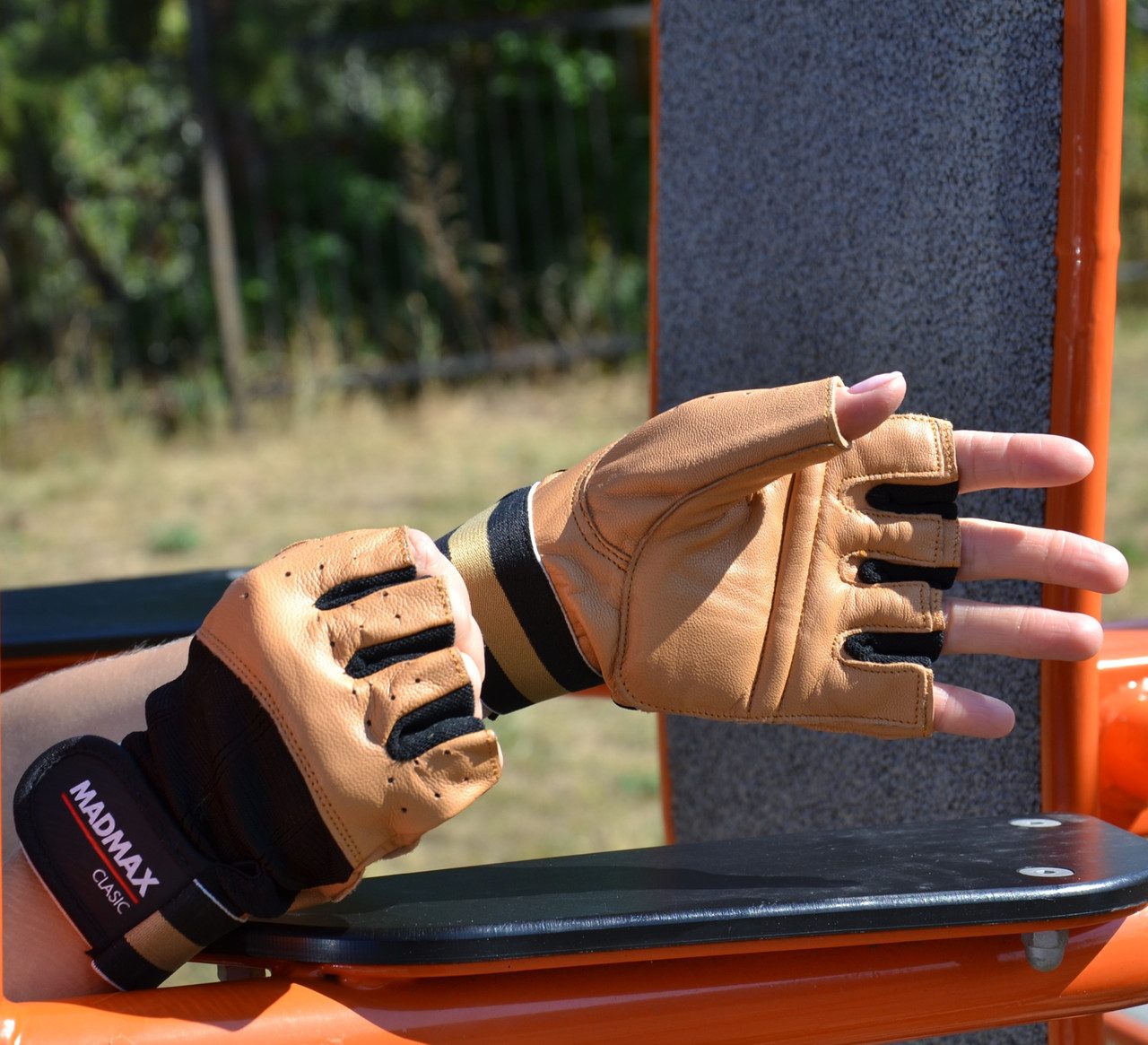 Рукавички для фітнесу MadMax MFG-248 Clasic Brown L