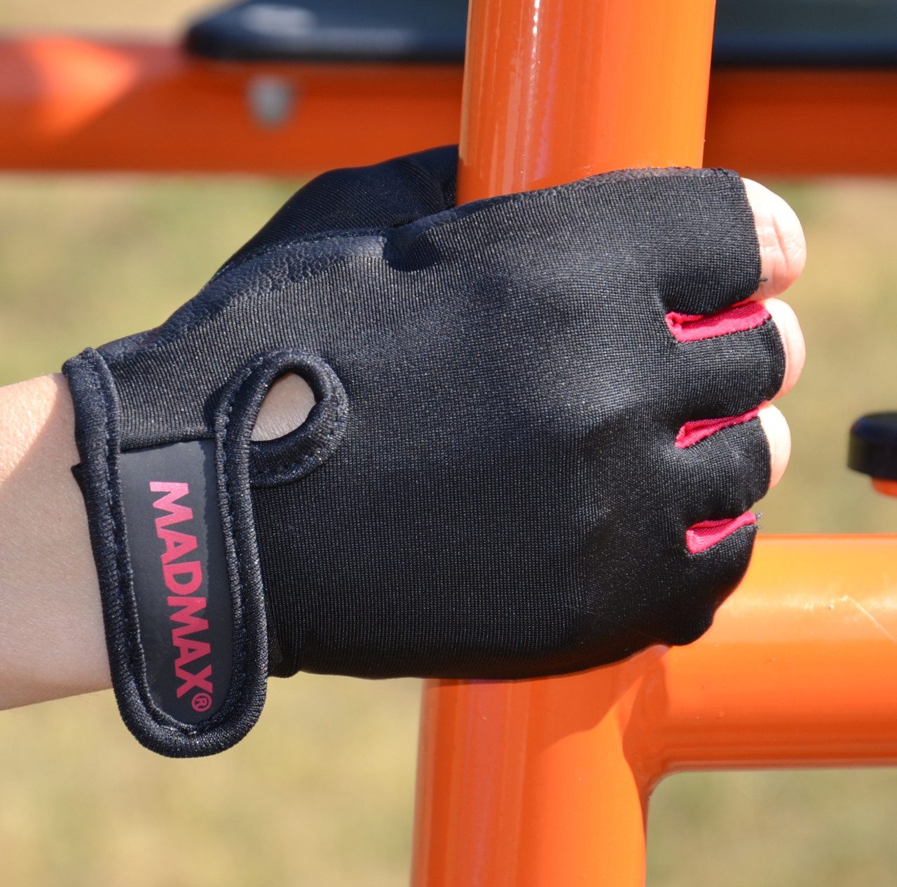 Рукавички для фітнесу MadMax MFG-251 Rainbow Rubine Red L