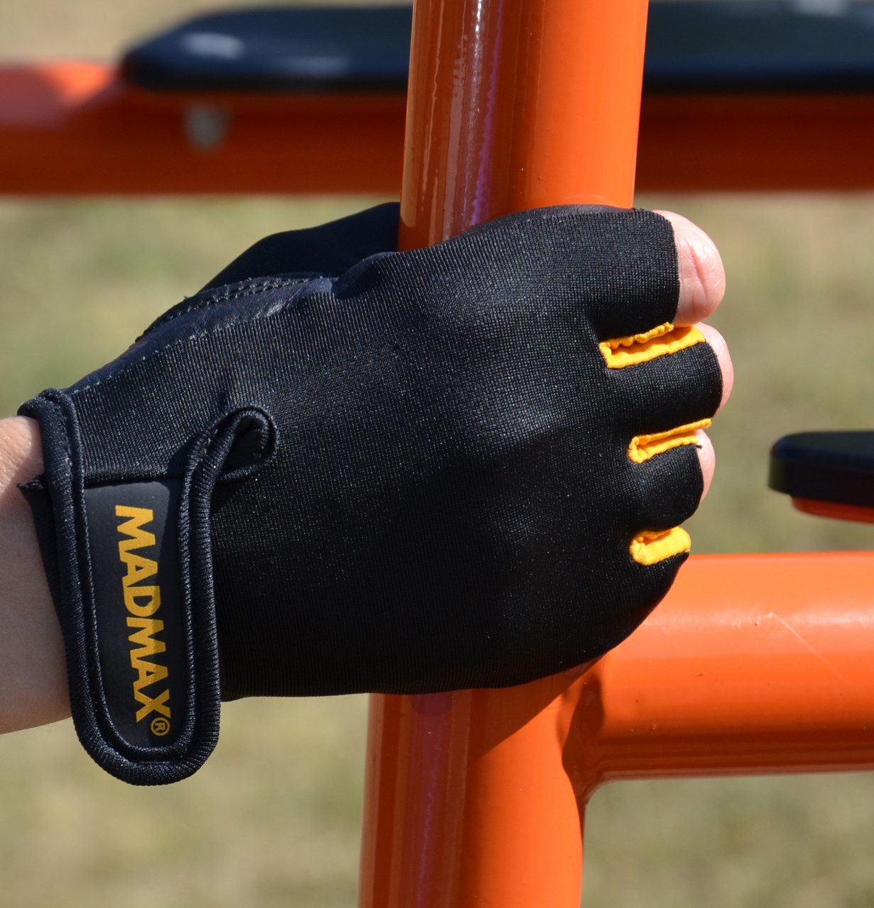 Рукавички для фітнесу MadMax MFG-251 Rainbow Orange L