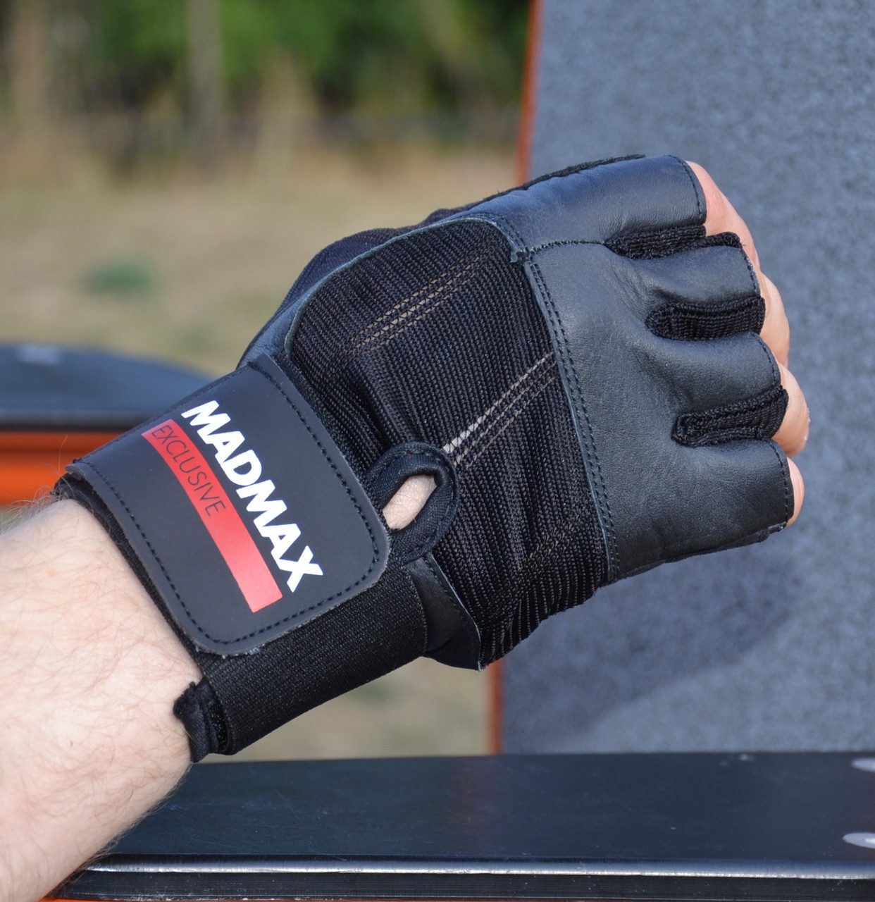 Рукавички для фітнесу MadMax MFG-269 Professional Exclusive Black S