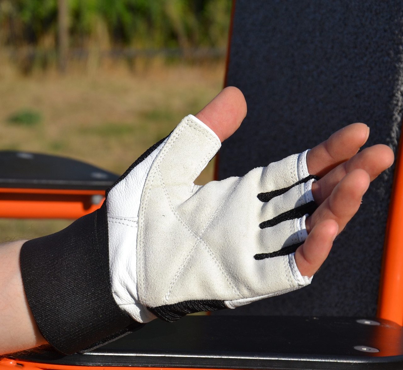 Рукавички для фітнесу MadMax MFG-269 Professional White XXL