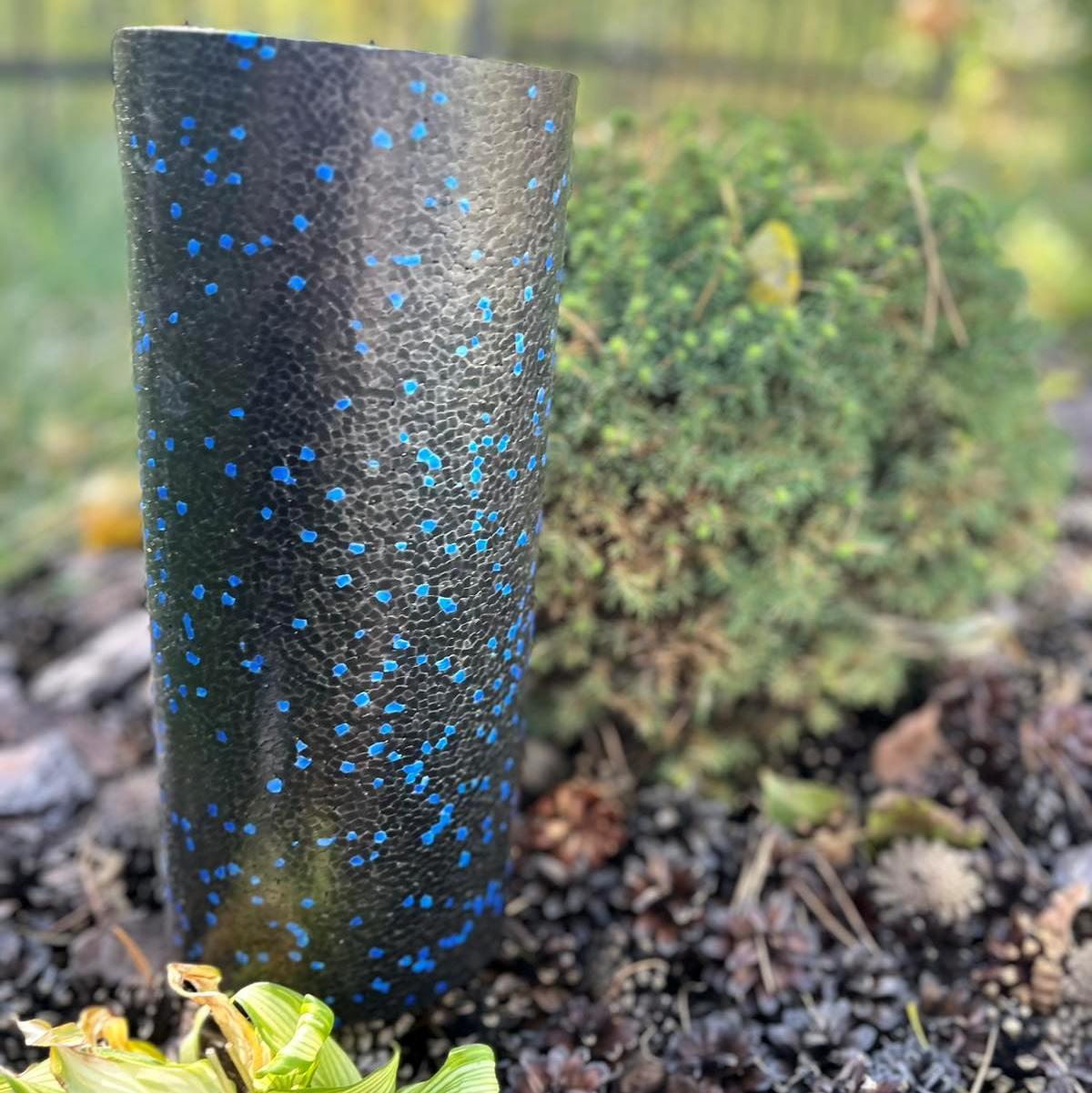 Масажний ролик (роллер) гладкий PowerPlay PP-4347 EPP Foam Roller Чорно/Синій (33×14см.)