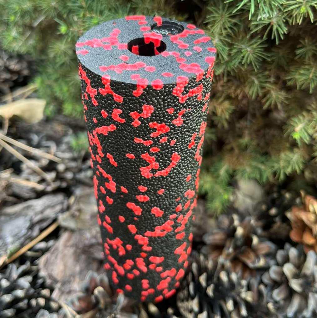 Масажний ролик (роллер) гладкий PowerPlay PP-4346 Mini EPP Foam Roller Чорно/Червоний (15×5,3см.)