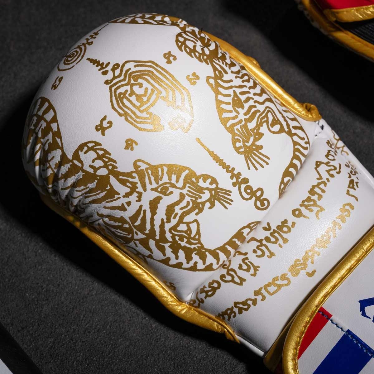 Рукавиці для ММА Phantom Muay Thai White Gold L/XL