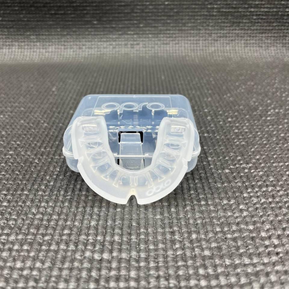 Капа OPRO Silver доросла (вік 11+) Clear (art.102502006)