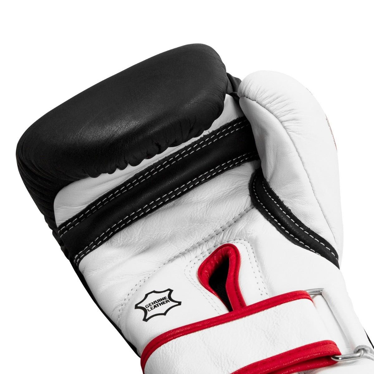 Боксерські рукавиці TITLE Boxing Gel World Black M 12oz (бинти 4м. в комплекті)