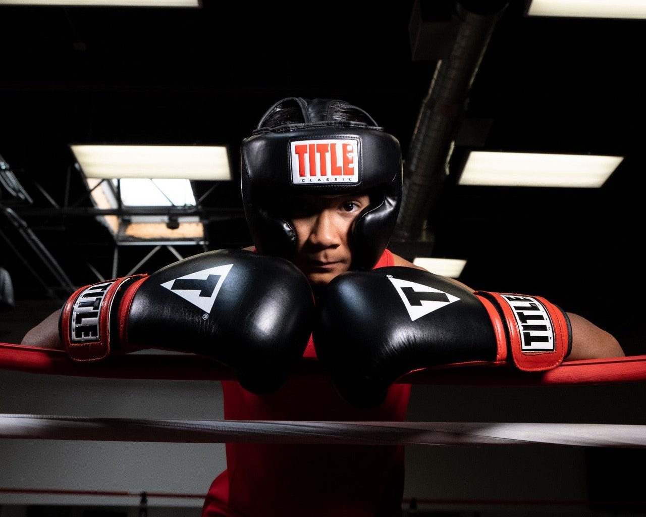 Боксерський шолом TITLE Classic Full Coverage Training Headgear 2.0 Black M (капа в комплекті)