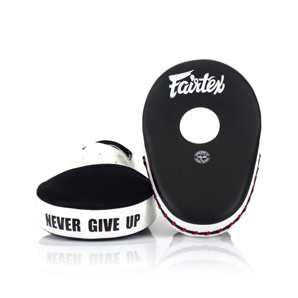 Лапи боксерські Fairtex FMV13 Black/White