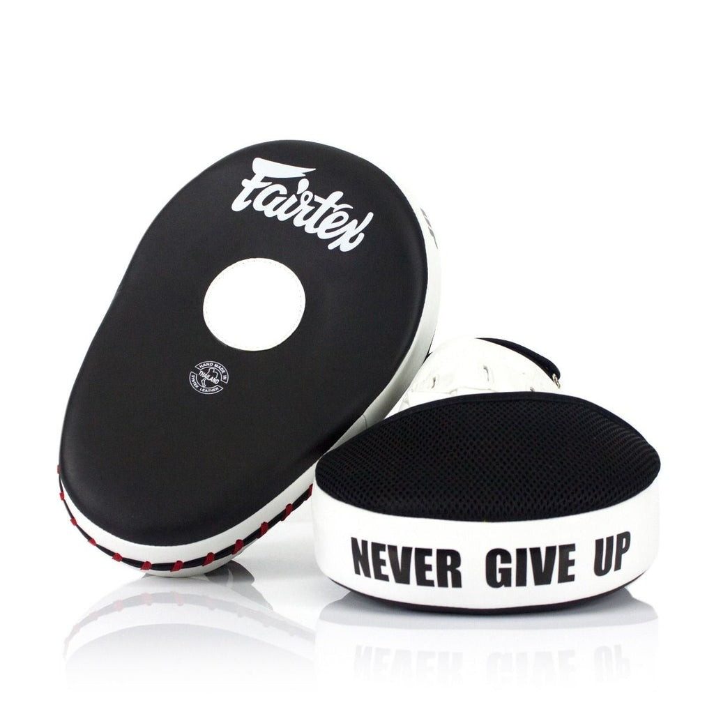 Лапи боксерські Fairtex FMV13 Black/White