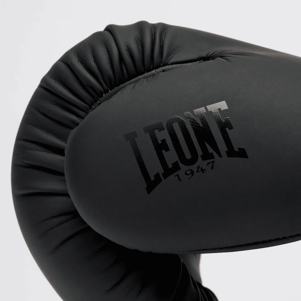 Боксерські рукавиці Leone GN058 TONE X Black 14 унцій